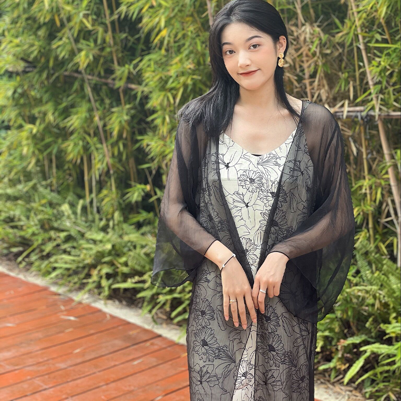 防晒衣女夏季中长款薄外套外搭披肩宽松罩衫海边度假超仙空调开衫