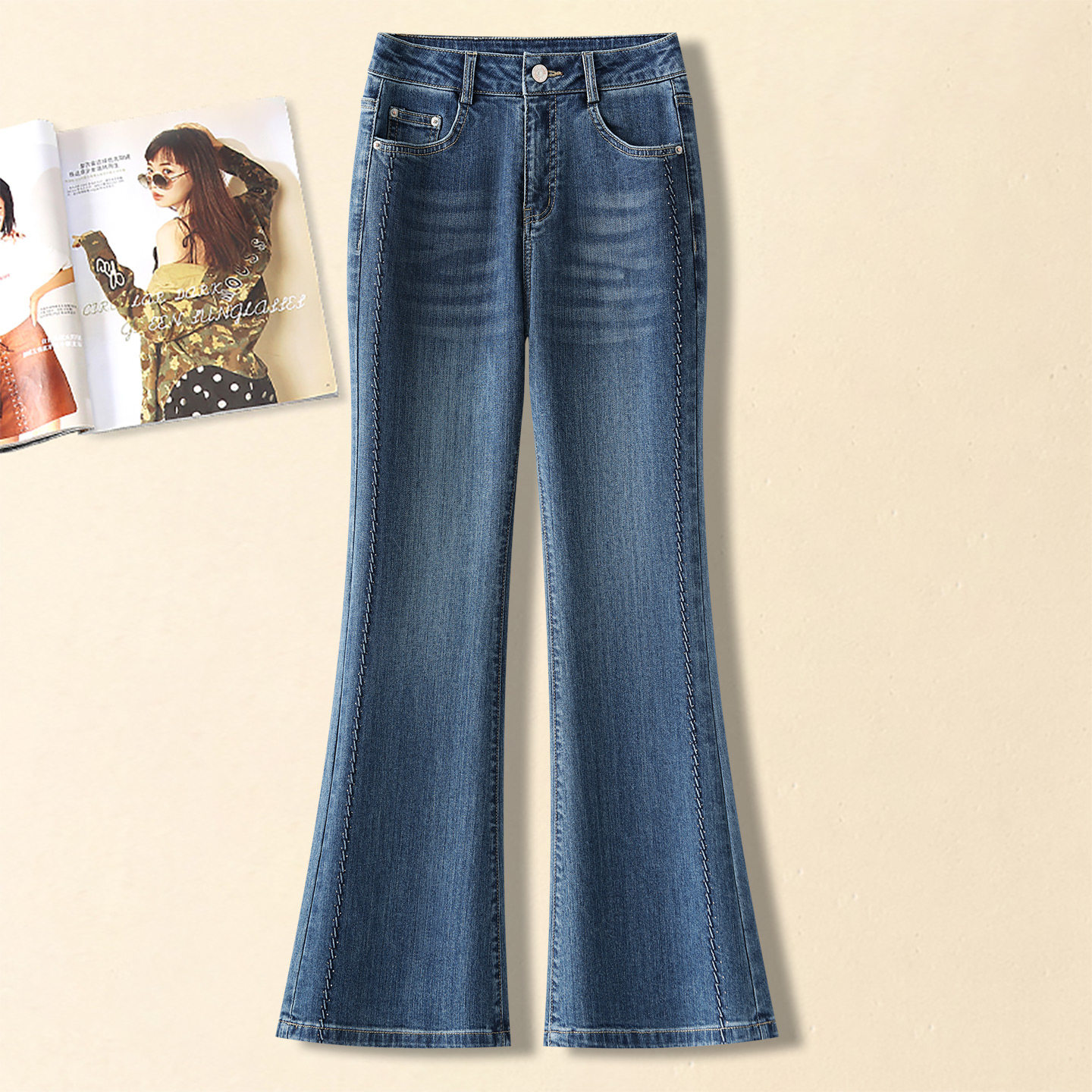 浅蓝色高腰微喇牛仔裤女2026春秋新款高级感气质显瘦弹力喇叭长裤