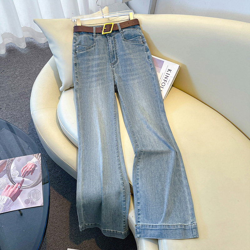 蓝色微喇牛仔裤女2026春季新款复古水洗浅色裤子不贴腿高腰直筒裤