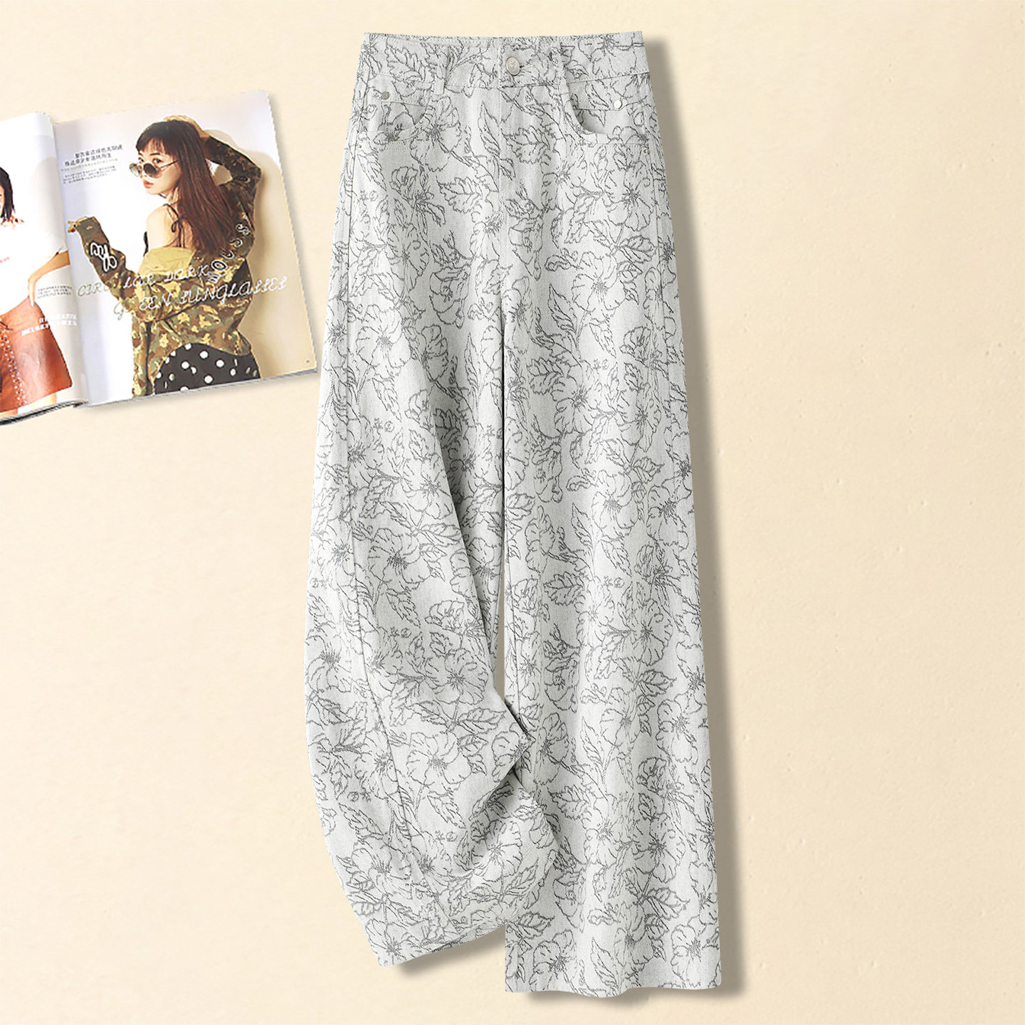 白色提花阔腿弯刀裤女2026春季新款高腰显瘦牛仔裤宽松窄版直筒裤