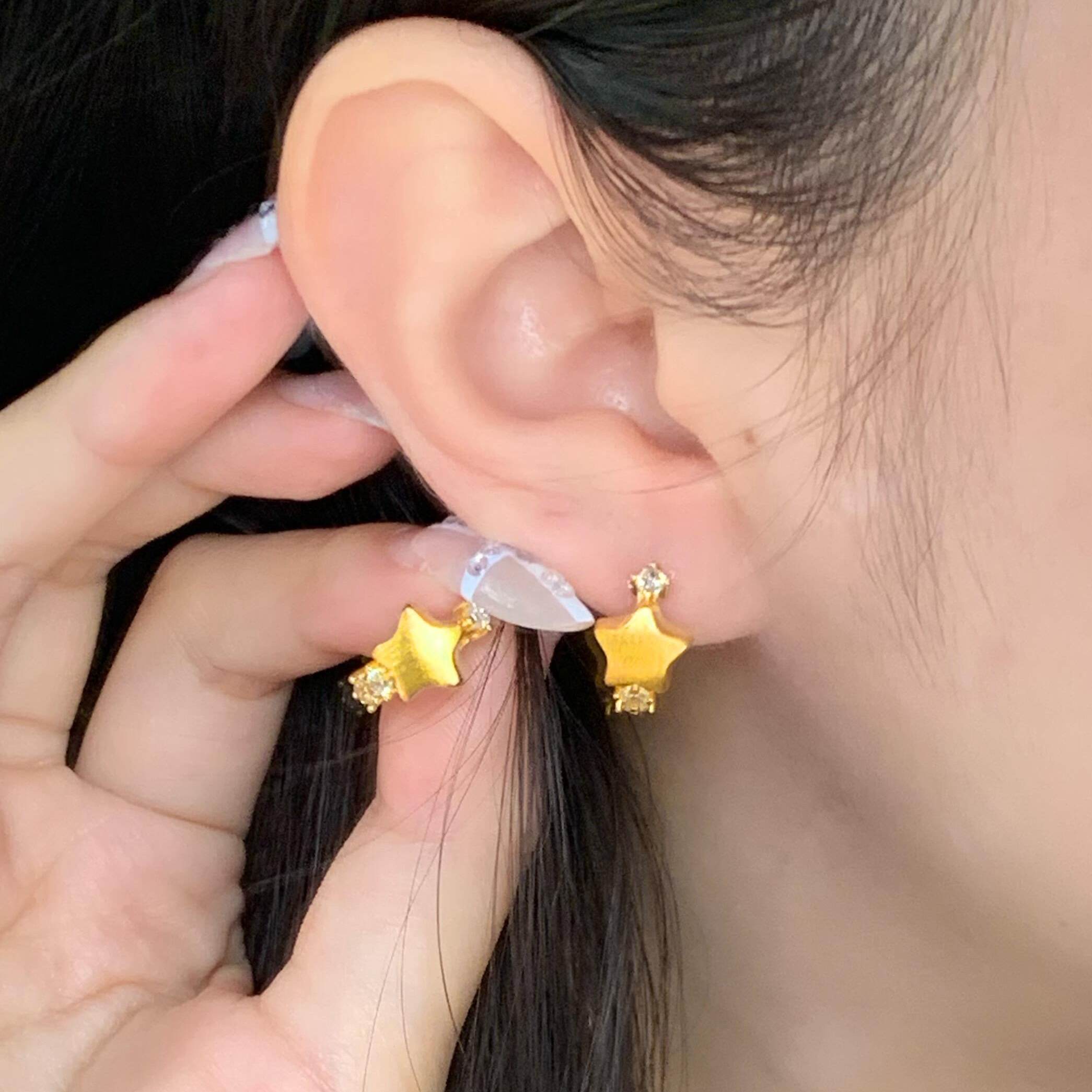 星星耳环彷真黄金色耳圈
