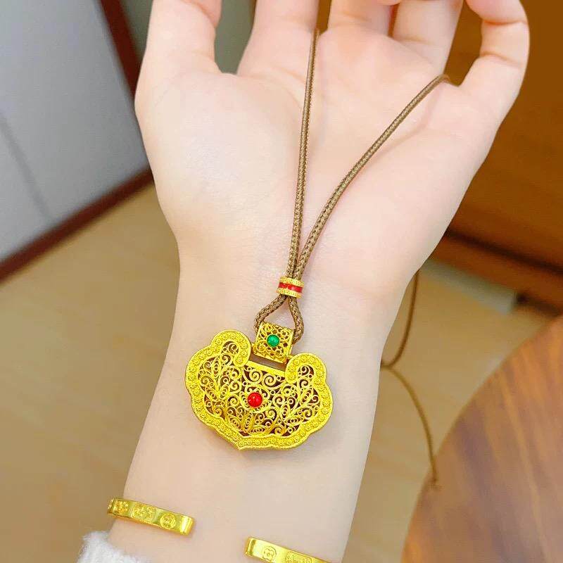 黄金色琳琅花丝如意锁沙