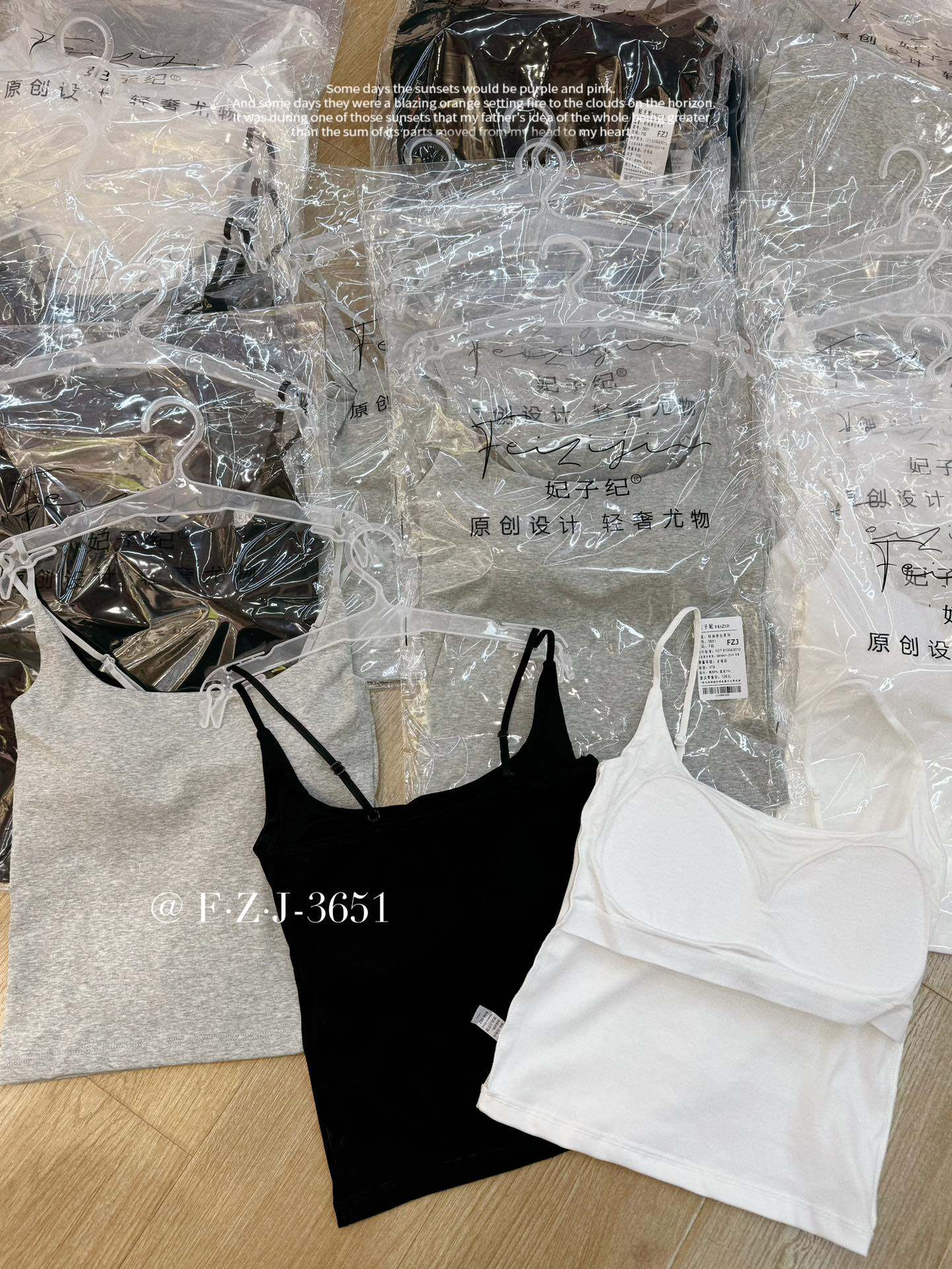 妃子纪3651春夏棉质美背吊带抹胸固定杯性感U型露背内搭背心潮女