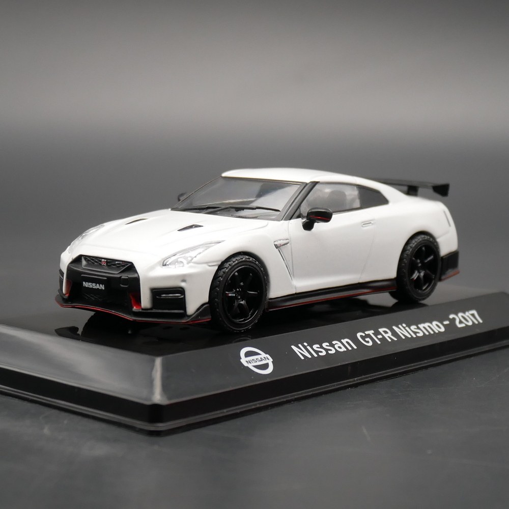 ixo 1:43 nissan gt-r nismo 2017尼桑日产超级轿跑合金汽车模型