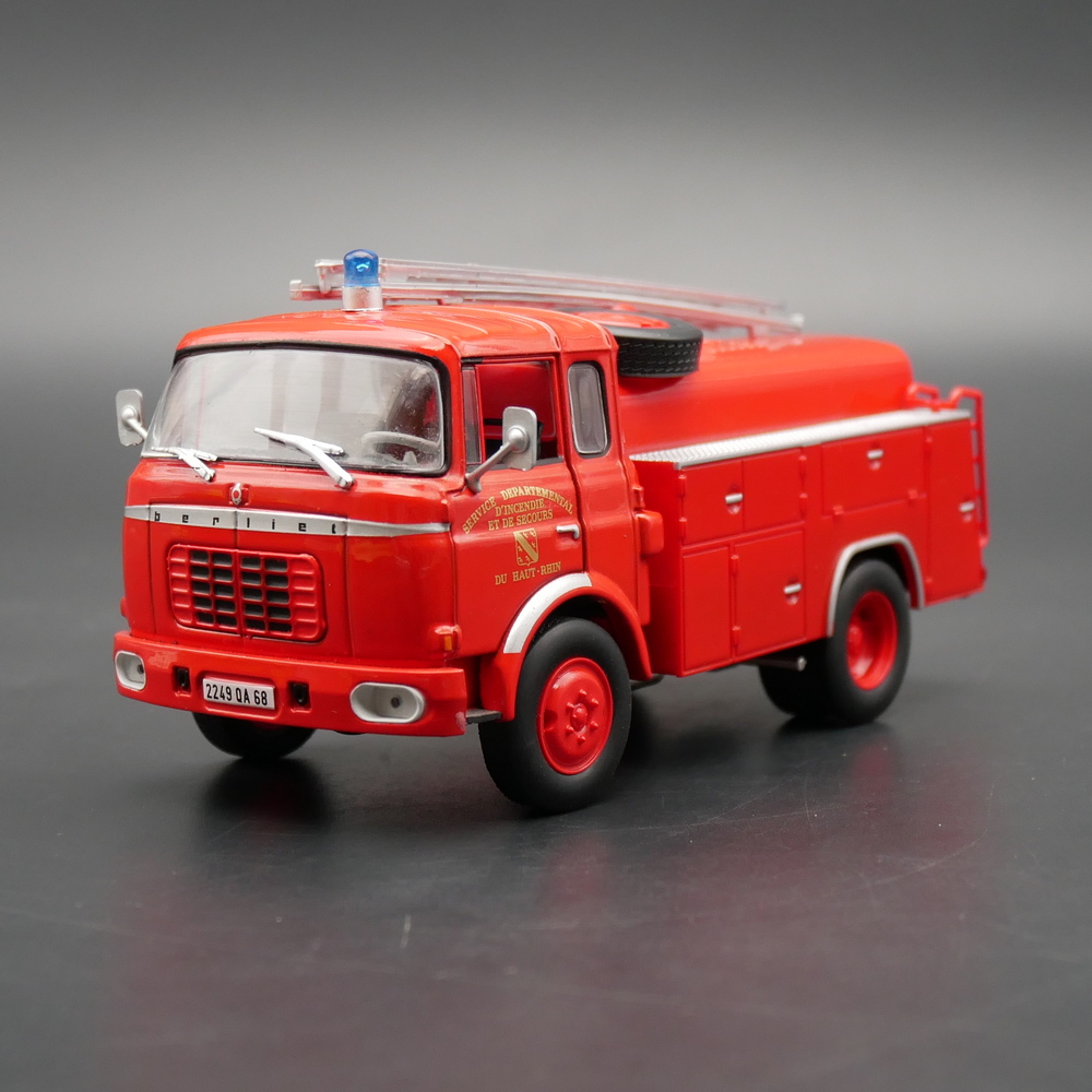 ixo 1:43 berliet gak法国消防车贝埃利洒水车合金汽车模型玩具车