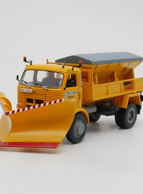 Ixo 1:43 Pegaso 3040 4x4毕加索卡车道路养护车合金汽车模型玩具