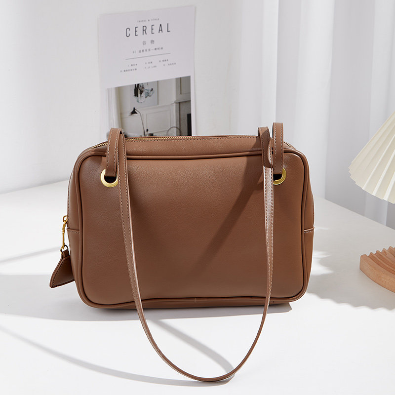 高级感小众时尚轻奢简约纯色腋下小方包休闲洋气百搭通勤单肩包包