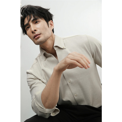 魅力杏色~法式V领保暖磨毛呢长袖衬衫男无痕触感法兰绒冬季加厚款