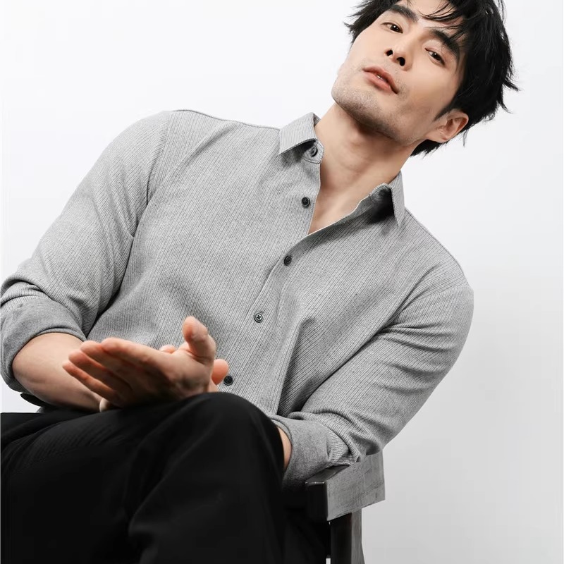 高级感抗皱休闲毛呢衬衫男士无痕长袖2025秋冬磨毛商务保暖衬衣厚