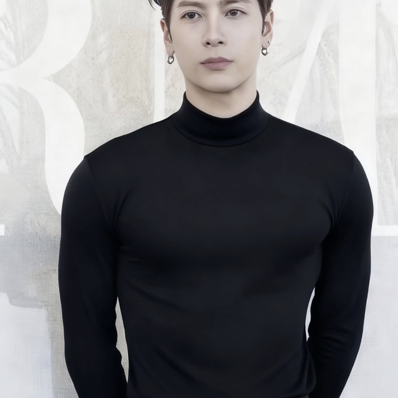 王嘉尔同款品质打底衫