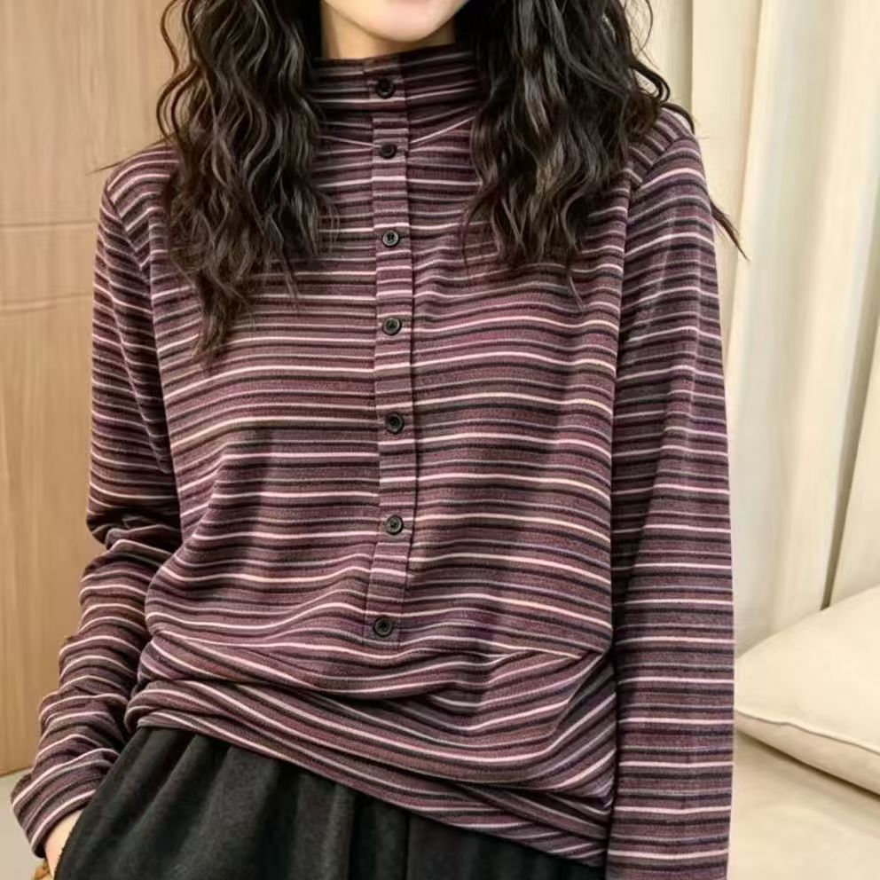 条纹半高领长袖女纽扣装饰显瘦打底衫气质减龄大码上衣