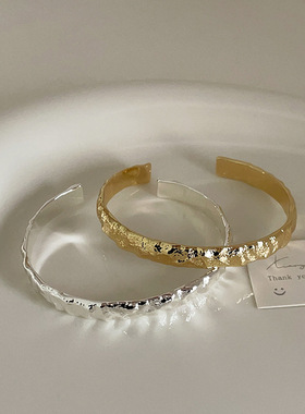 高级感不规则哑光金属手镯女小众设计复古个性简约百搭气质手饰