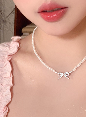 锆石蝴蝶结珍珠项链女法式复古优雅轻奢可爱甜美个性颈链锁骨链
