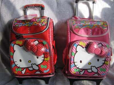 专柜正品HelloKitty凯蒂猫减负太空包儿童女生双肩背包书包hk3196