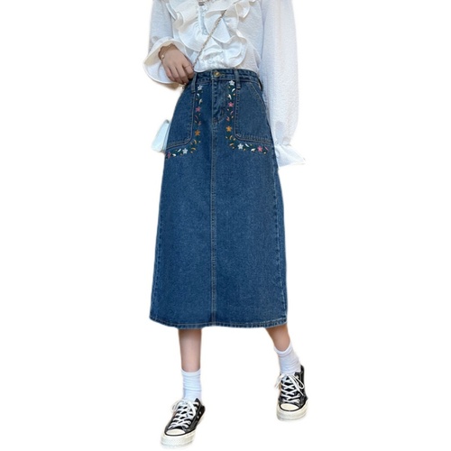 Real price new Korean embroidery casual denim skirt