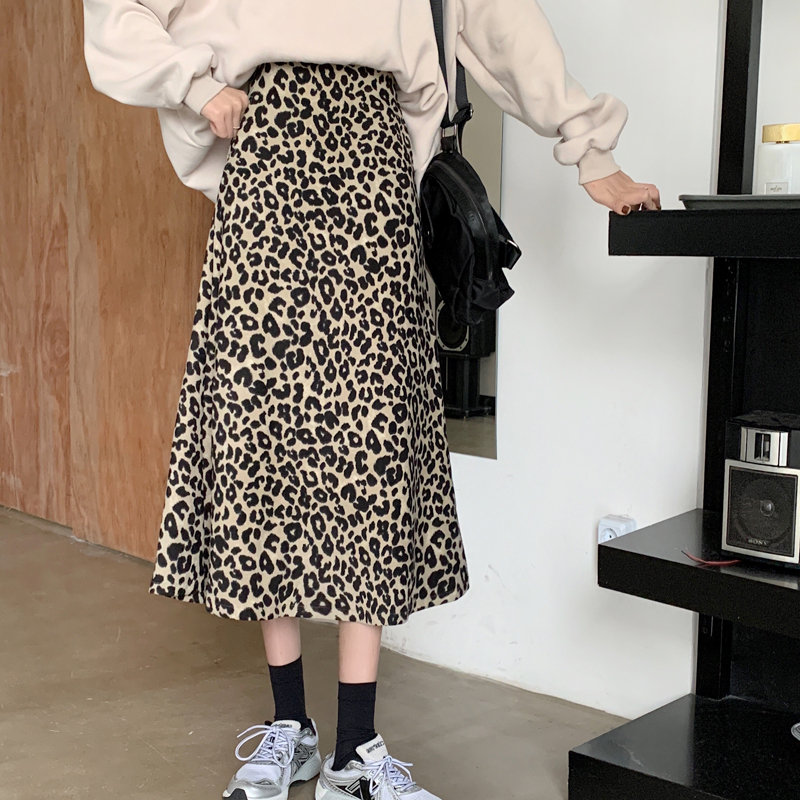 Real price 2021 new high waist skirt half elastic waist medium length leopard print A-line skirt