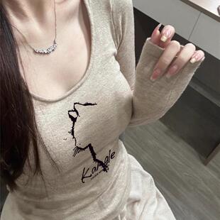 简单小猫印花修身 2025秋冬新款 t恤上衣 丝绒短底女衬衫 别致