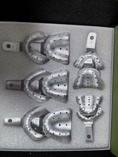 黄广泉中性区新款第五代铝质托盘