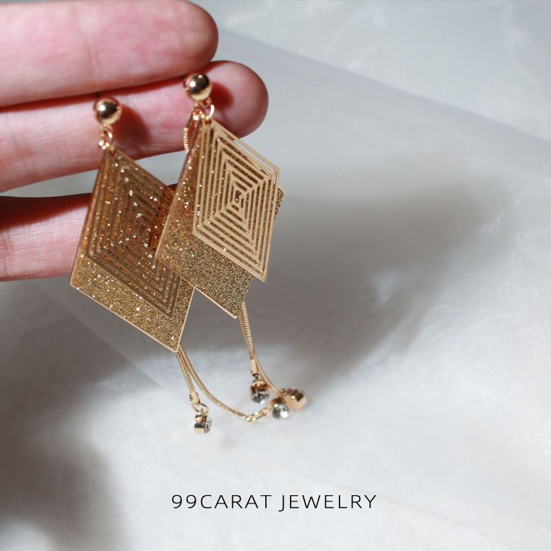 99克拉欧美风饰品长款女闪亮质感