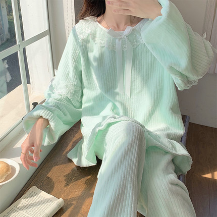 珊瑚绒睡衣女秋冬季甜美可爱公主风加厚加绒法兰绒圆领家居服套装