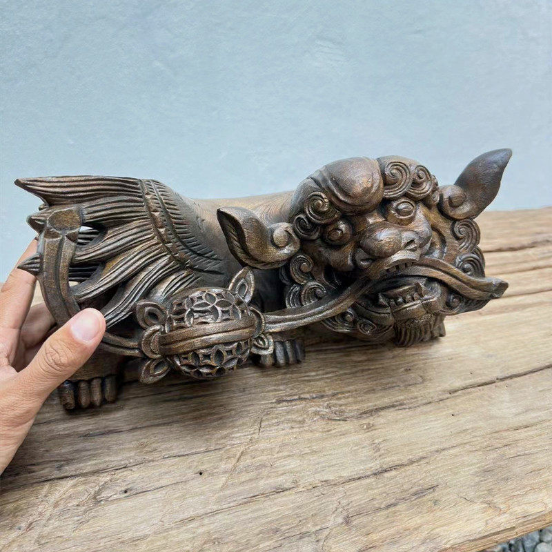 古旧手工艺品狮子滚绣球拆房老物件空间装饰古旧木雕书房装饰摆件
