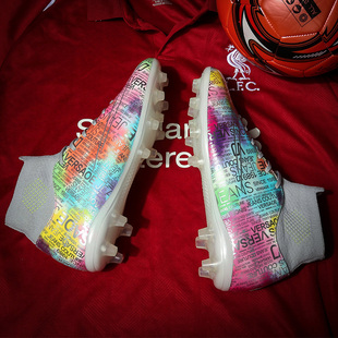 C罗足球鞋 男女 高帮骚粉色长钉AG碎钉TF内马尔毒蜂人造草地训练鞋