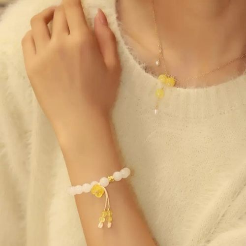 倾尽年华桂意满白色和田玉手串蜜