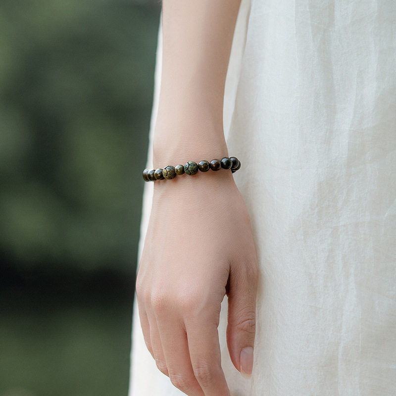 原创设计本命年绿檀男女手串莲花