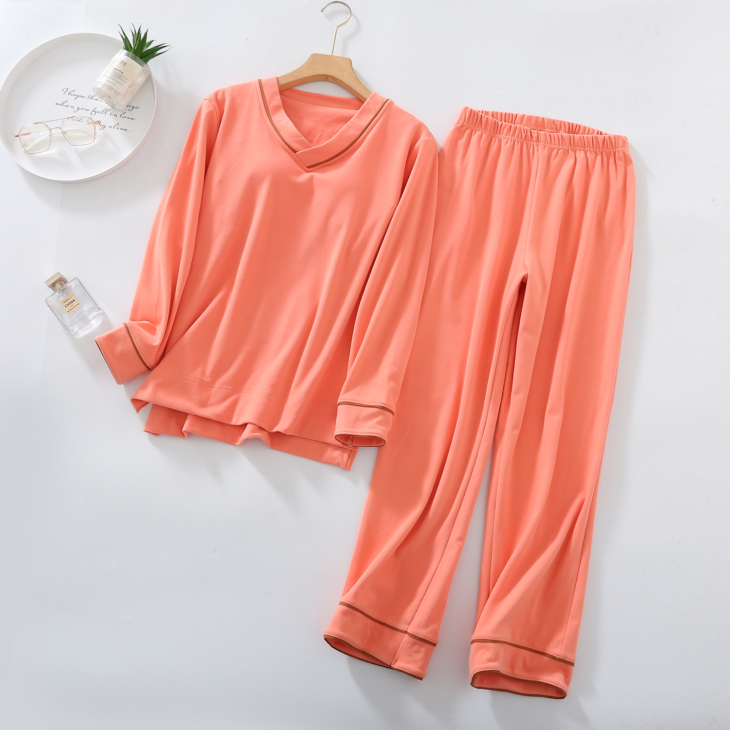 女士德绒带罩杯睡衣家居服