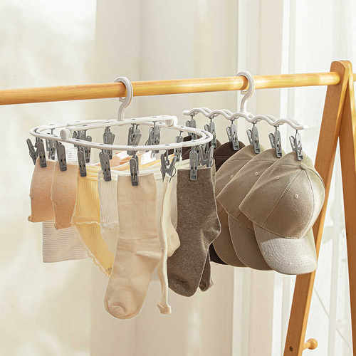 玄关宝宝衣柜多夹子支架