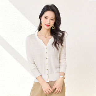 女士针织开衫 圆领合体长袖 上新绵羊毛桑蚕丝混纺多色新款 春季