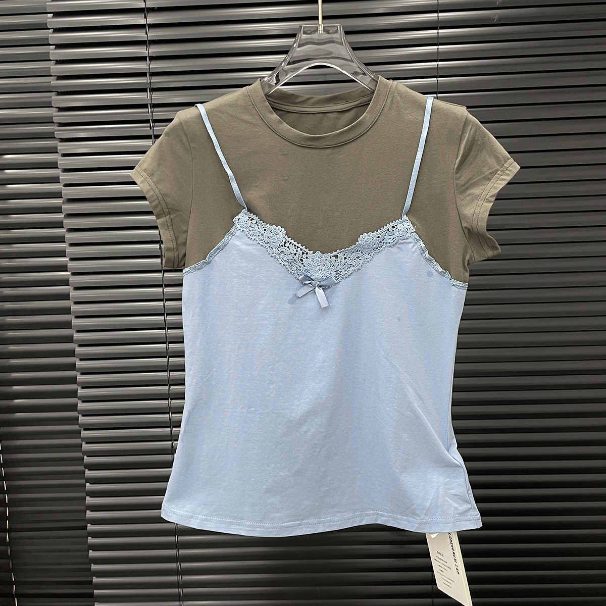 付新博女装拼接蕾丝假两件T恤女小众设计感撞色时尚短袖上衣14643