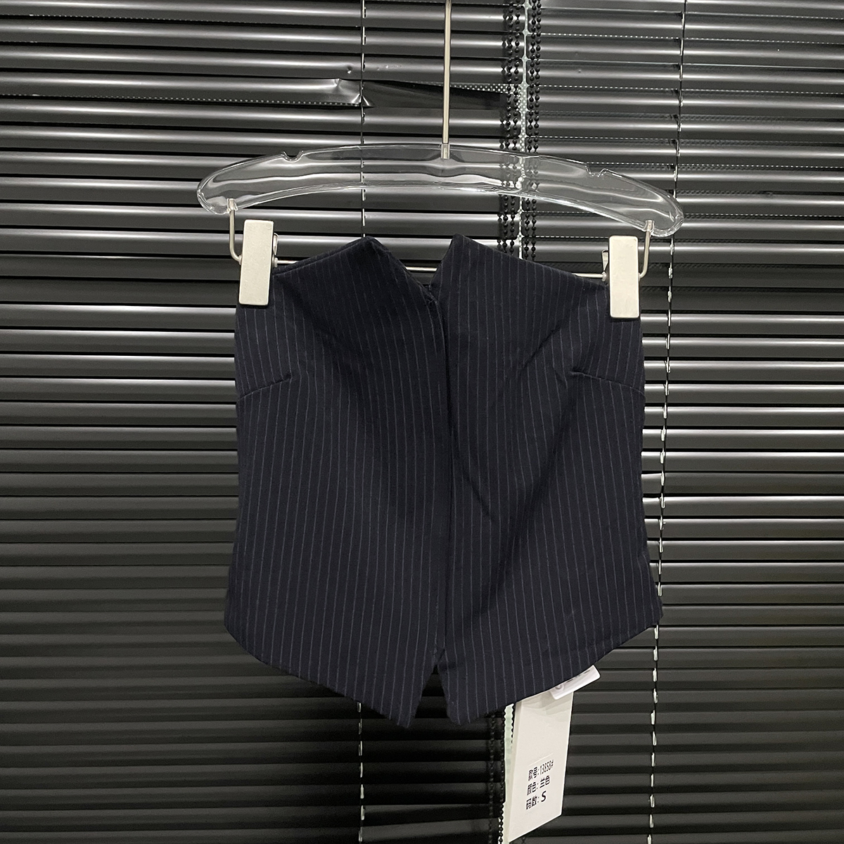 付新博女装不规则开叉抹胸背心女小众辣妹条纹西装裹胸上衣13858