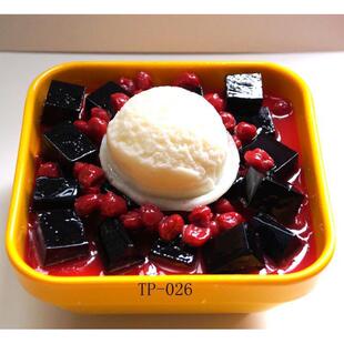 仿真雪山红豆凉粉加冰激凌球雪糕球台式甜品摄影模型样板房展示