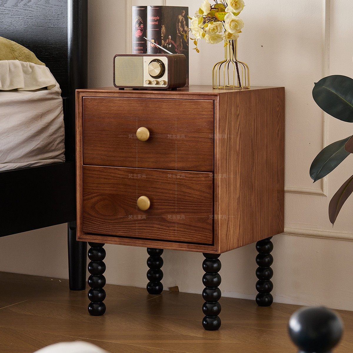 法式复古实木床头柜中古风