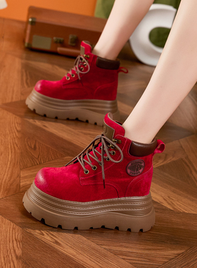 今年流行爆款女靴红色马丁靴厚底内增高10cm小个子舒适不累脚短靴