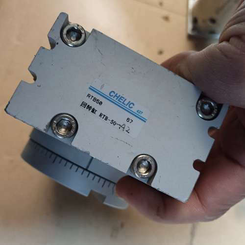 气立可旋转气缸RTB50一个，实物拍摄如图，件，功能正常