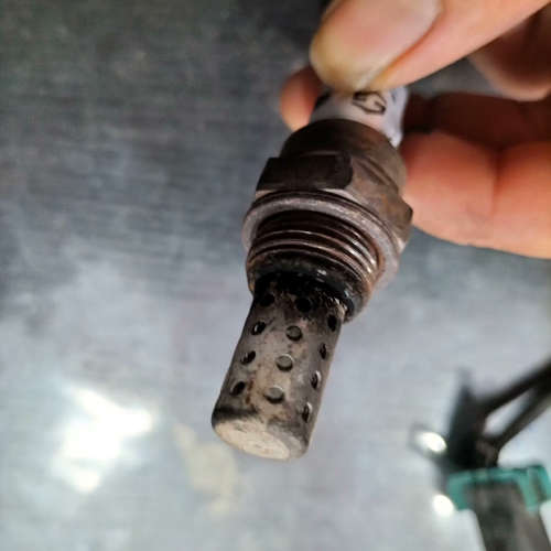 11年凯迪拉克赛威SLS三厢2.0，氧传感器，成色如图，功能