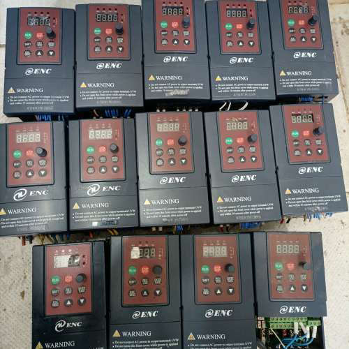 ENC易能变频器EDS800-2S0004N ，220V0.