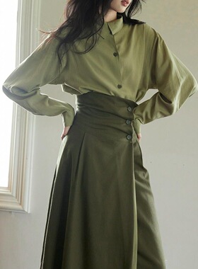 2026巨好看的掐腰连衣裙女秋冬感气质两件套裙氛围感韩系穿搭