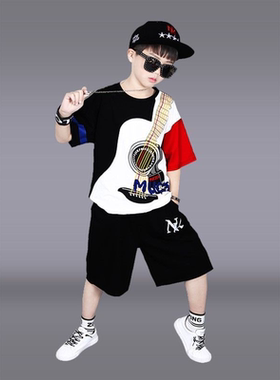 男孩帅气潮装弹吉他六一儿童演出服街舞套装男童夏装嘻哈表演服装