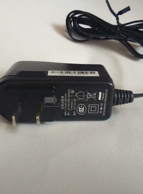 f12cn1200100a电源适配器输入ac100-240v50/60hz0.5a max 12v-1a