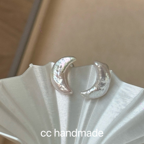 cc手作 一轮明月 轻奢S925纯银天然巴洛克月亮珍珠耳钉女高级感