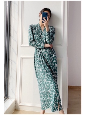 春意盎然 碎花珍珠扣法式优雅连衣裙长裙 女