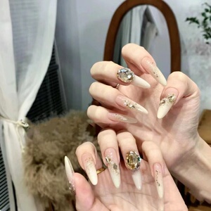 小红书同款穿戴甲仙女气质轻奢美甲大钻爆闪显白高级感假指甲贴片