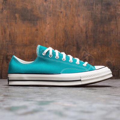 代购Converse匡威男士低帮板鞋轻便舒适日常穿着透气设计