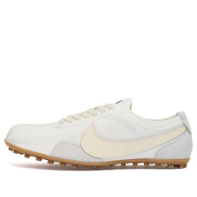 代购Nike耐克女士运动鞋轻量设计透气鞋面缓震脚垫耐磨鞋底