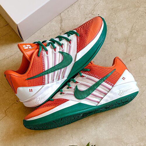 Nike耐克萨布丽娜3篮球鞋