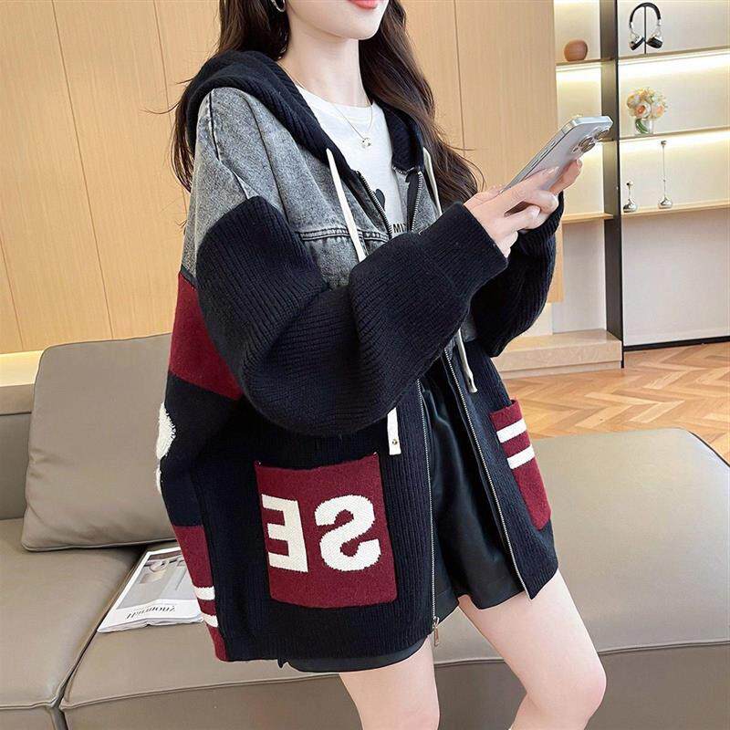 韩版慵懒风牛仔拼接连帽毛衣女秋冬外穿新款小众宽松针织开衫外套