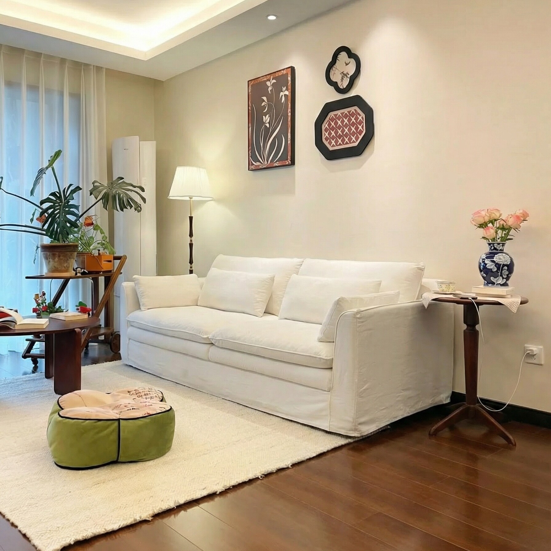 思纳博怀抱沙发棉麻布艺皮艺沙发客厅直排可拆洗三人位白色沙发